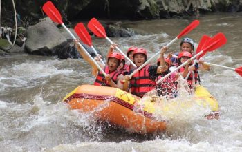 Mengarungi Keberanian Alam: Rafting di Sungai Ubud, Bali