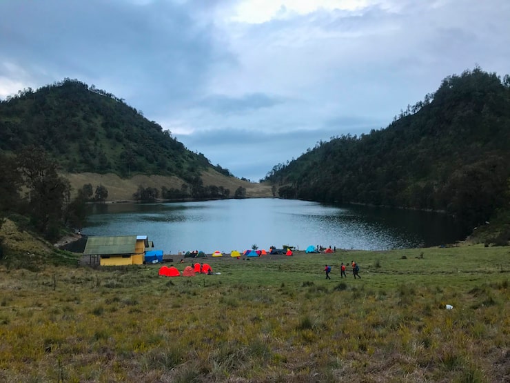 hilltop camp lembang