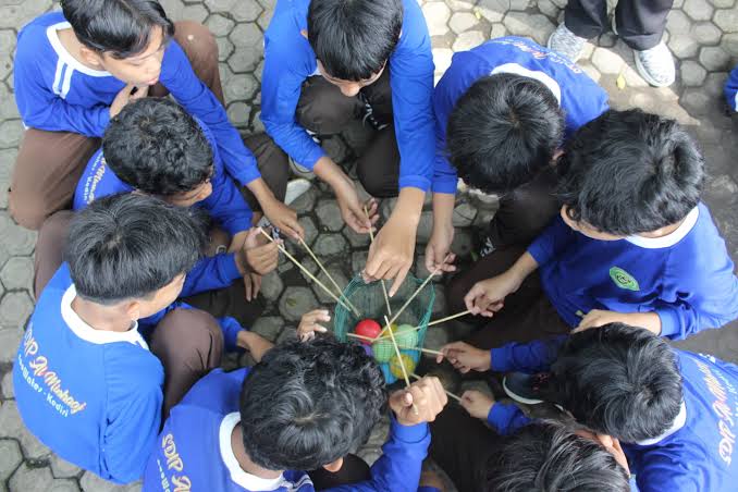 Sewa Games Event untuk Family Gathering: Pilihan Hiburan Seru untuk Semua Usia